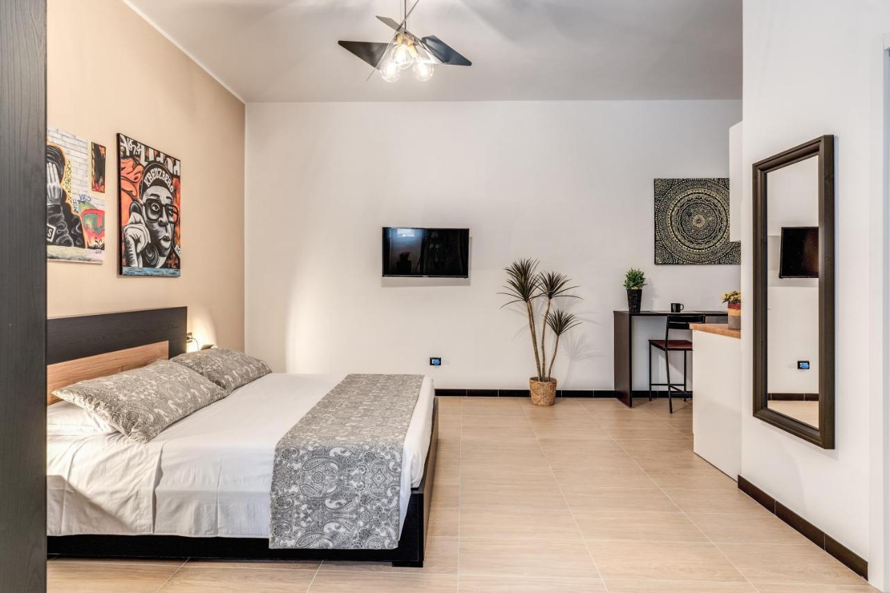 The Quarters Naples Apartments エクステリア 写真