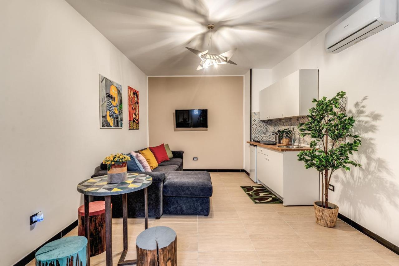 The Quarters Naples Apartments エクステリア 写真