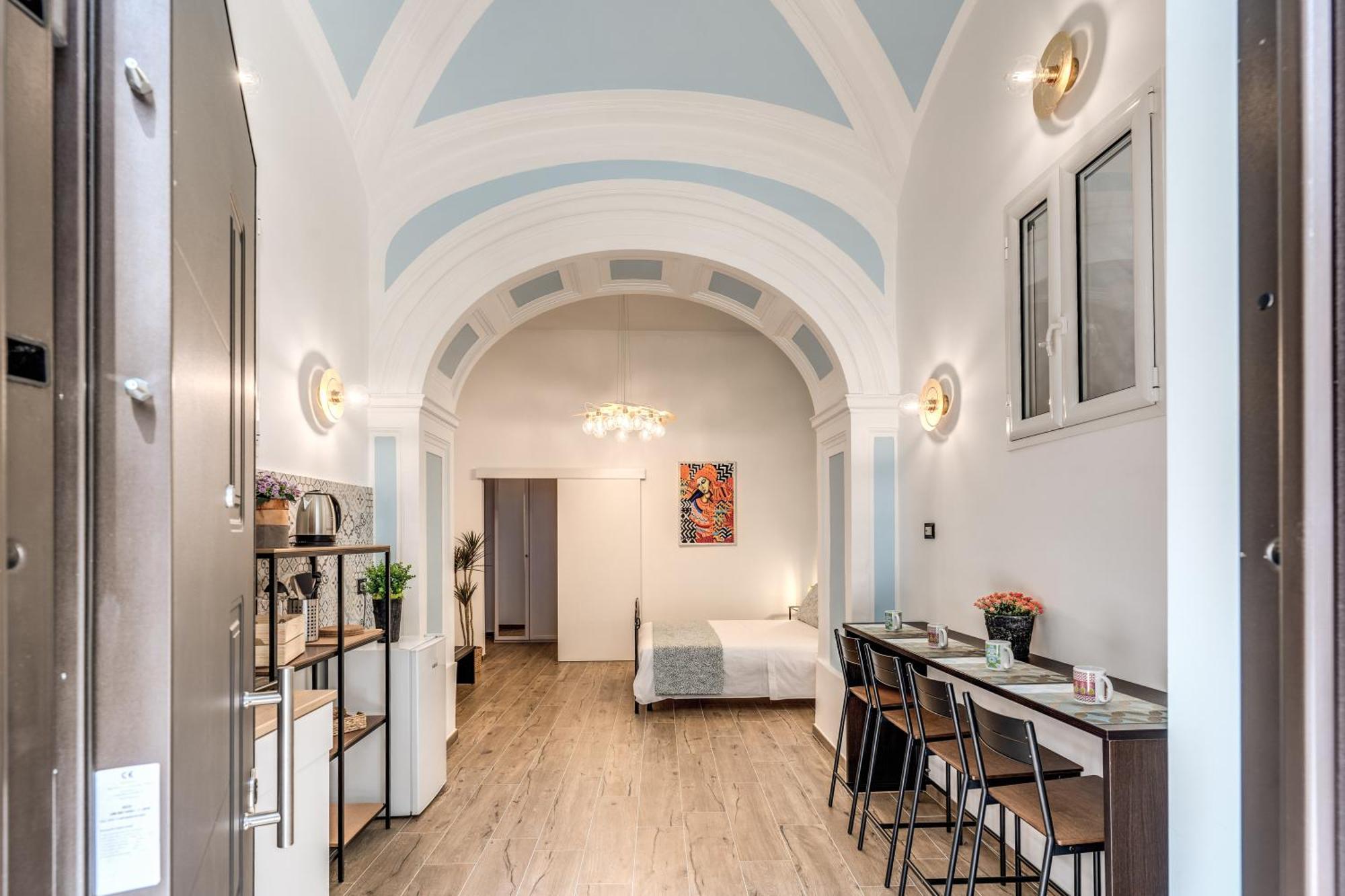 The Quarters Naples Apartments エクステリア 写真