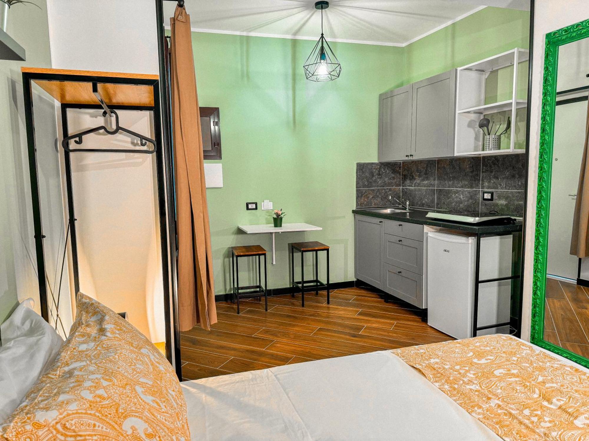 The Quarters Naples Apartments エクステリア 写真