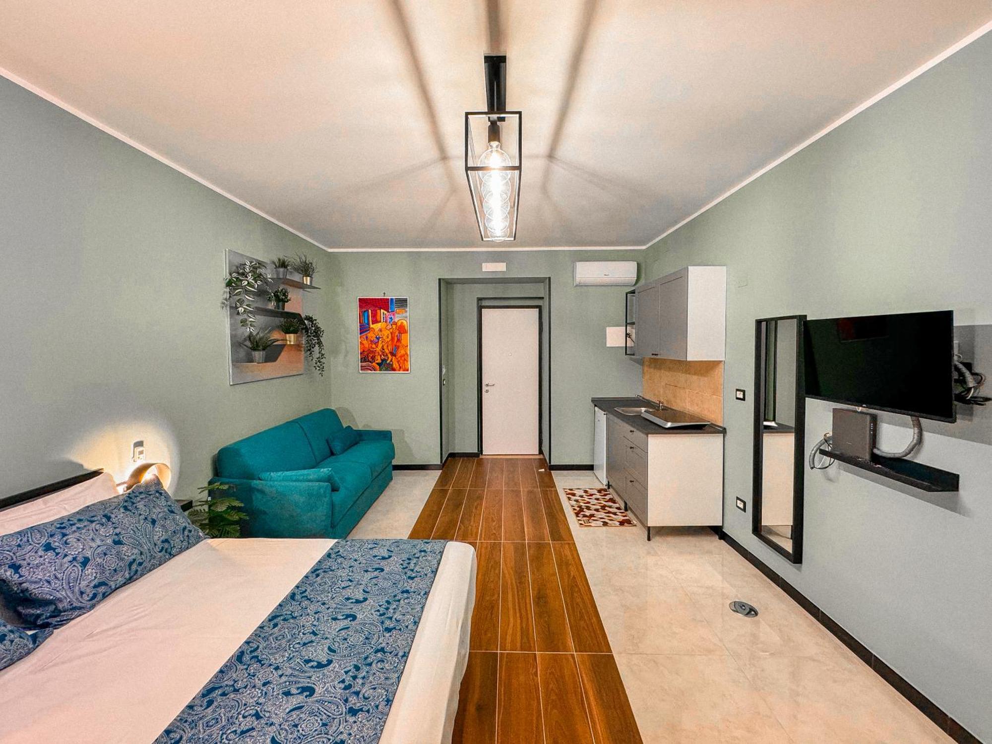 The Quarters Naples Apartments エクステリア 写真