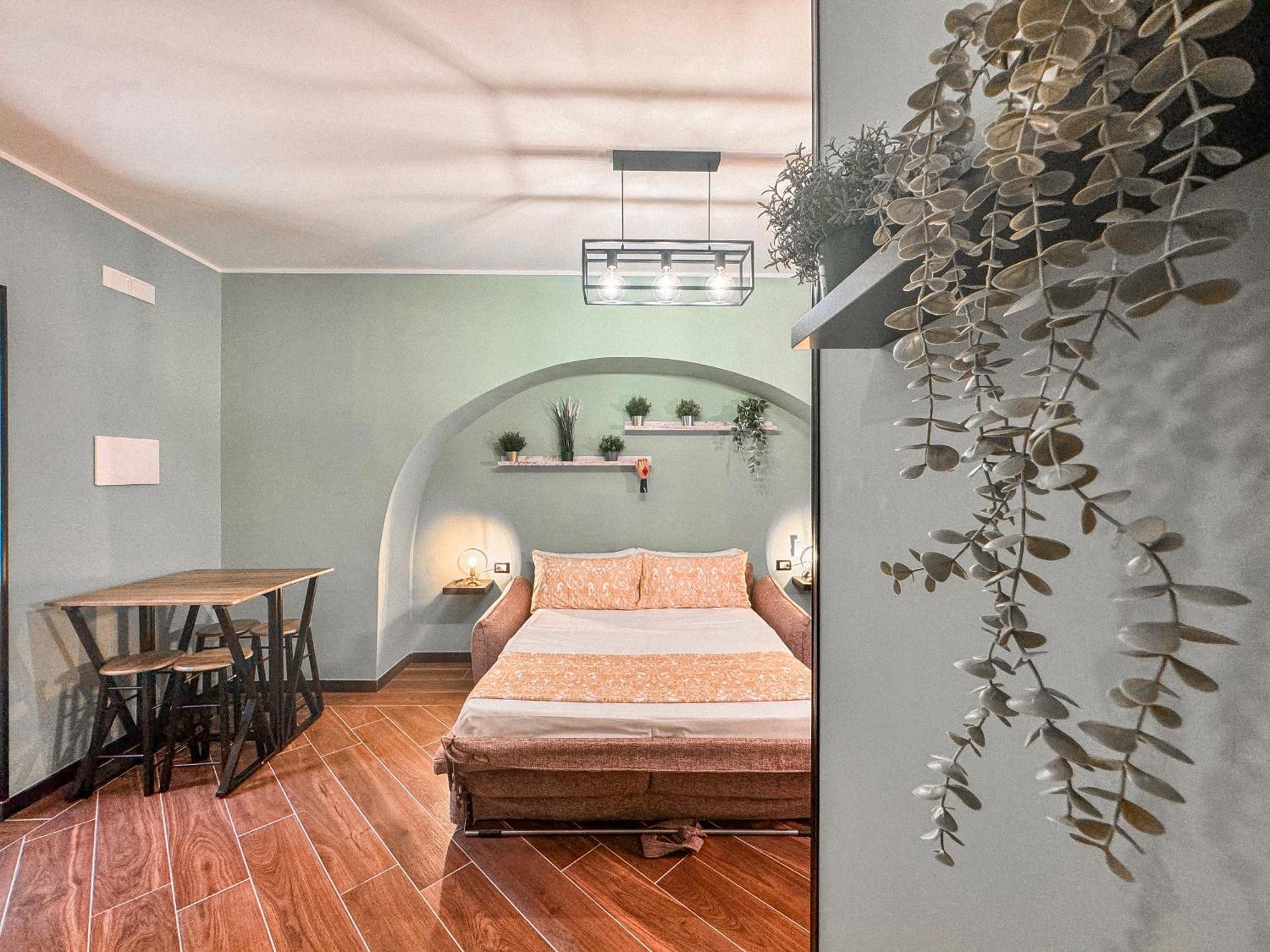 The Quarters Naples Apartments エクステリア 写真