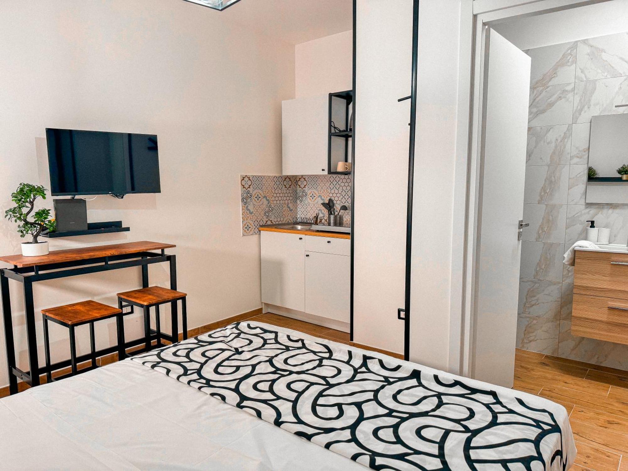 The Quarters Naples Apartments エクステリア 写真