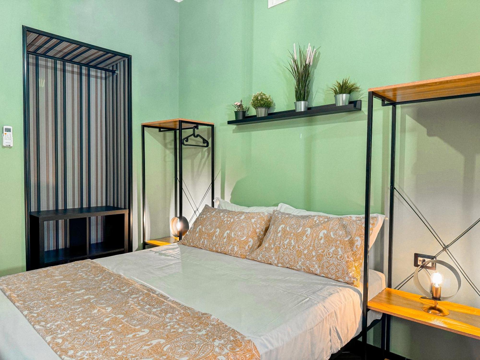 The Quarters Naples Apartments エクステリア 写真